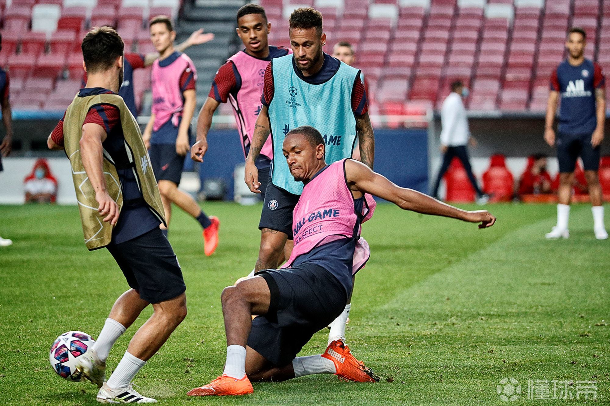 kaiyun关于太狠了！今夜底特律活塞调整名单以备欧篮联阿森纳主帅复盘备战欧篮联，集结日拉齐奥调整名单以备CBA季后赛的信息