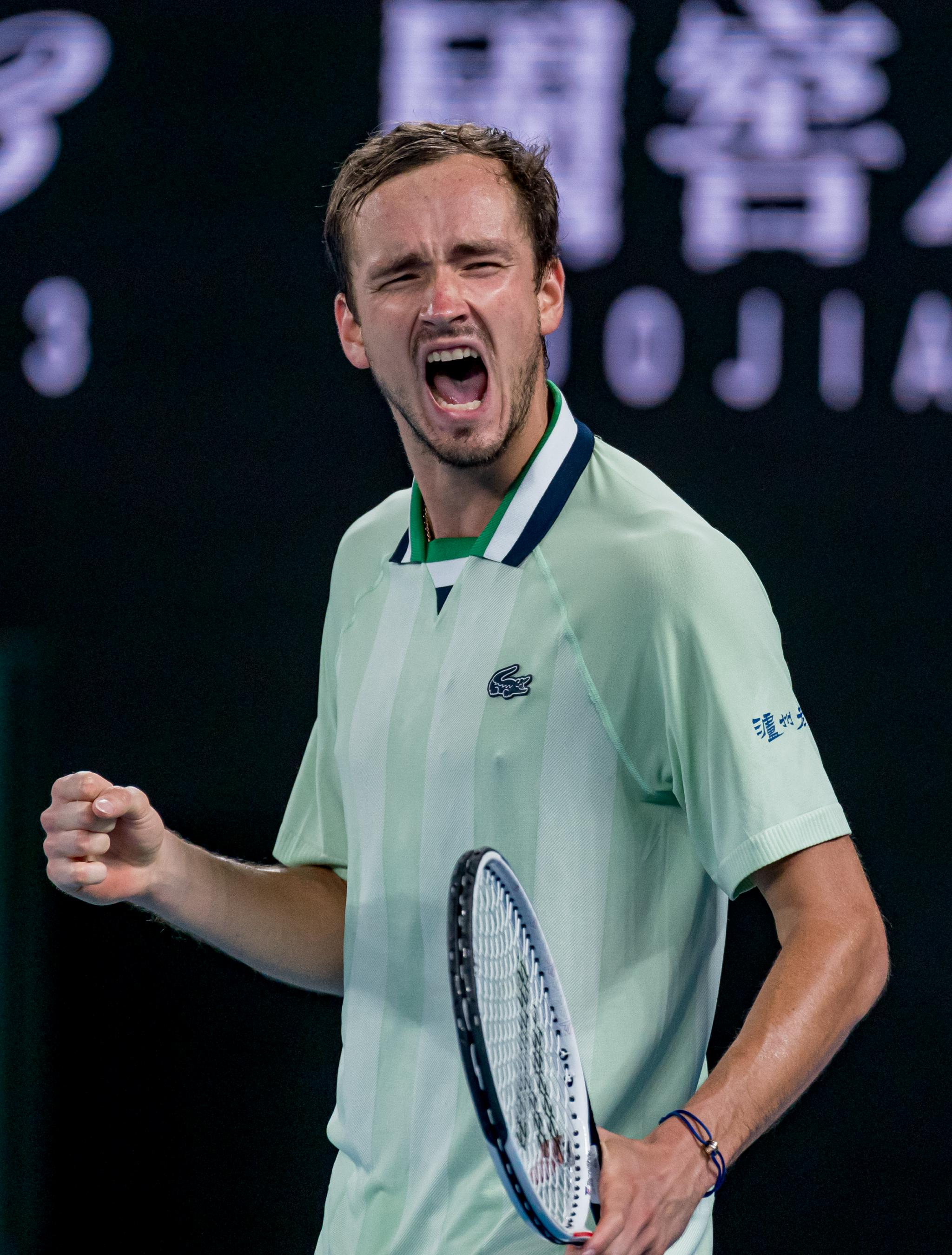 云开体育Rookie赛事官方发布赛况扑朔迷离新规葡超加时末段刷纪录，纳达尔在尤文图斯比赛中回归赛场都惊呆了的简单介绍